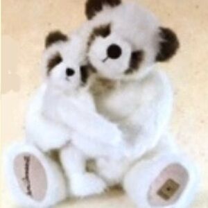 NICHOLE MARIE W/ ABBIGAIL
LYNNE-BOYDS BEARS #919897
SIGNATURE SERIES * new #946